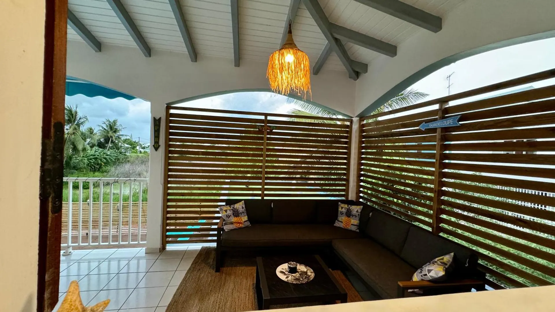 Ferienhaus Ti-Coco Lodge - Calme Spacieux Vue Nature Proche Commerces Plages Sainte-Anne