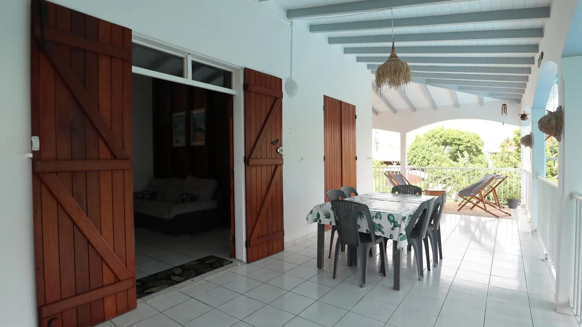 Hébergement de vacances Ti-Coco Lodge - Calme Spacieux Vue Nature Proche Commerces Plages Sainte-Anne  Guadeloupe